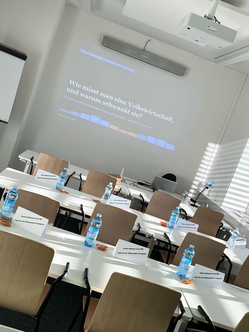 Wirtschaft verstehen: VWL-Unterricht an der SWS Luzern